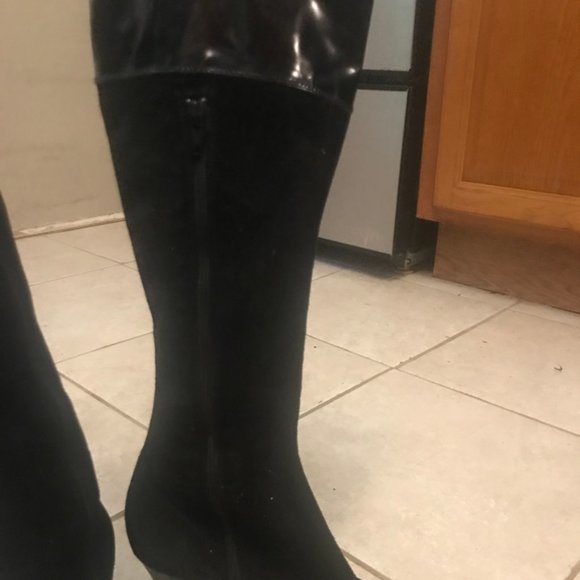 Joan & David 6.5 M Black Knee High Patent Leather & Suede Boots - Picture 2 of 7